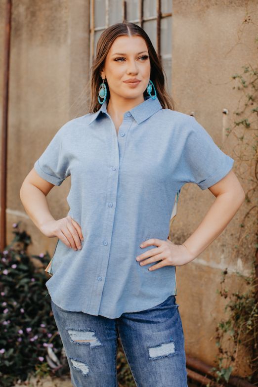 LIGHT CHAMBRAY IVORY AZTEC SERAPE SPLIT BACK