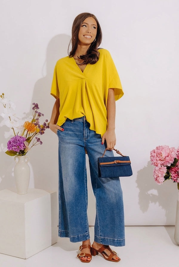 Sunshine Splendor Shift Top in Yellow