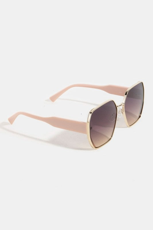 Signature Style Sunglasses
