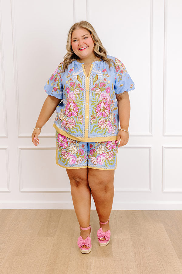 Santorini Daydream Linen-Blend Floral Top in Periwinkle Curves