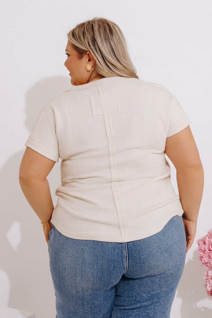 Casual Brunch Ribbed Top in Cream Curves