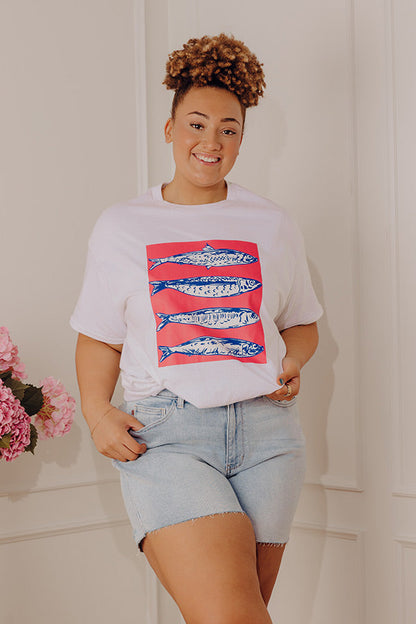 Seaside Market Graphic Tee Curves