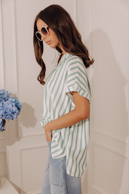 Chic Lines Oversized Top in Green