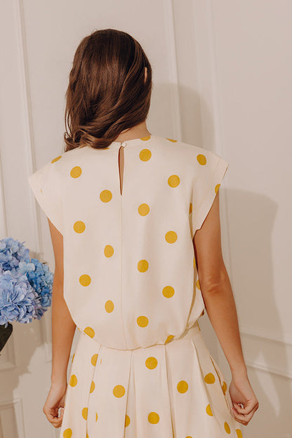 Bistro Charm Polka Dot Bubble Hem Top