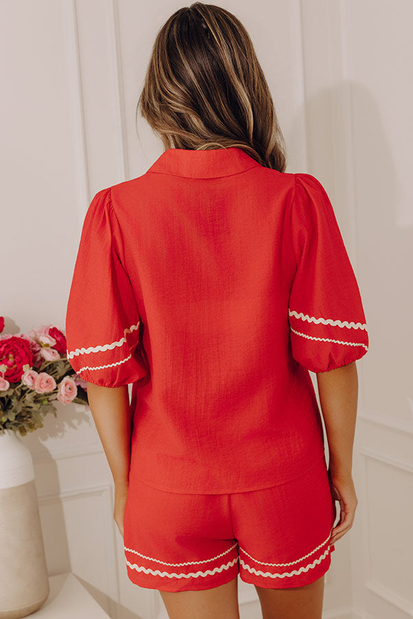 Cue The Vacay Linen-Blend Top in Red