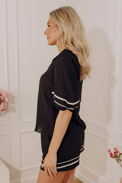 Cue The Vacay Linen-Blend Top in Black