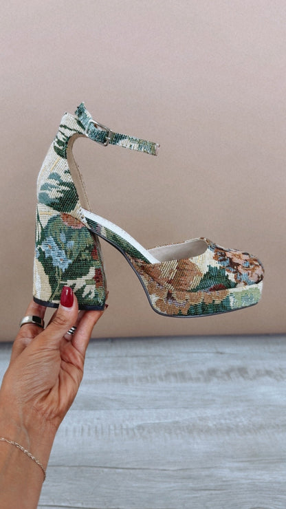 Delilah Tapestry Floral Chunky Platform Mary Jane Heel