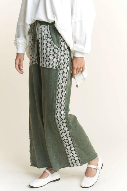 J.Her MineralWash Floral Daisy trim Pants