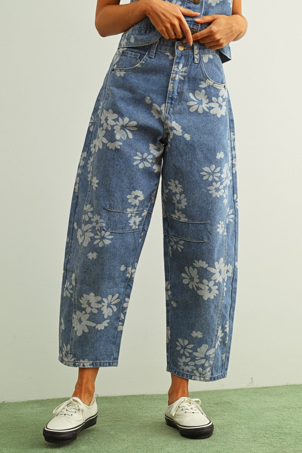 Vintage Bloom Barrel Jeans