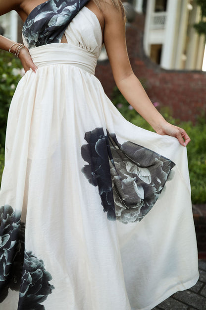 Chasing Dawn Halter Maxi - Black Peony