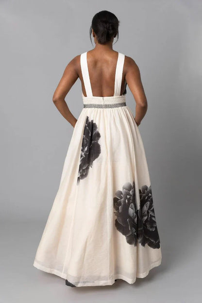 Chasing Dawn Halter Maxi - Black Peony