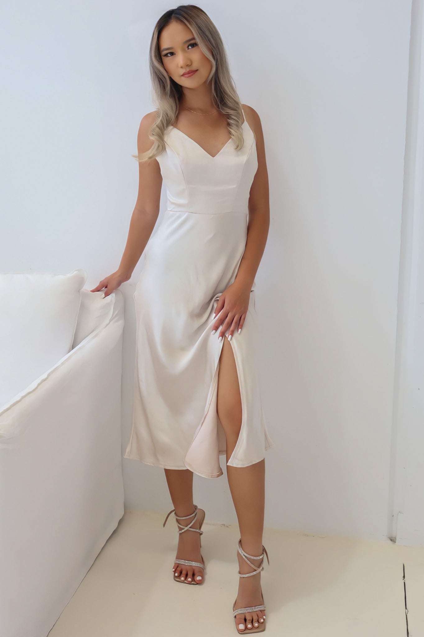 Odette Midi Dress - Champagne