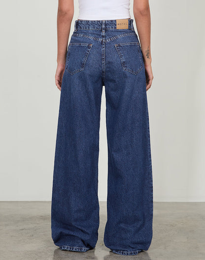 Roomy Extra Wide Low Rise Jeans in Mid Blue Used