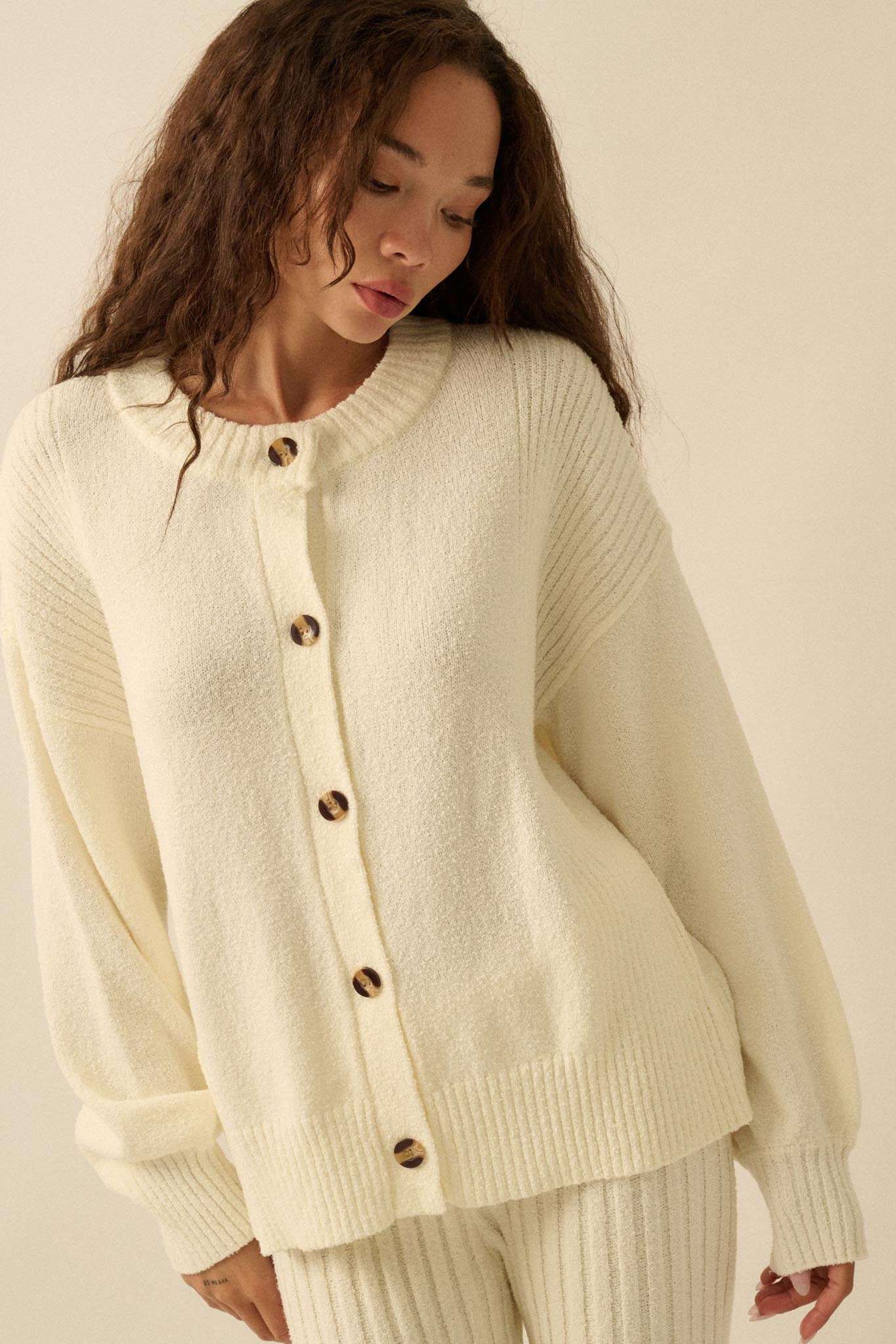 Promise the Label Textured Knit Buttoned Cardigan