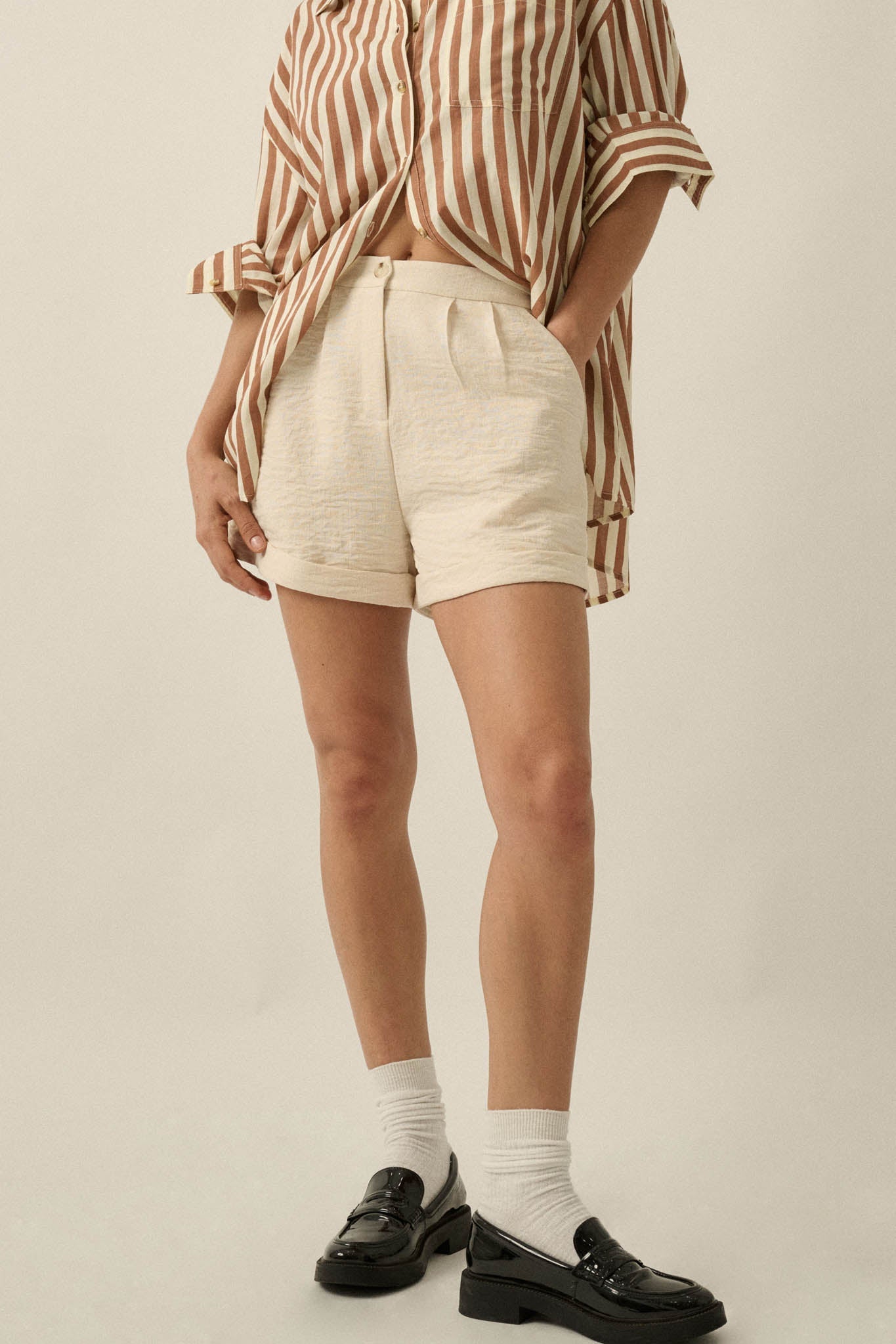 Walk the Talk Pleated Wide-Leg Cuffed Shorts