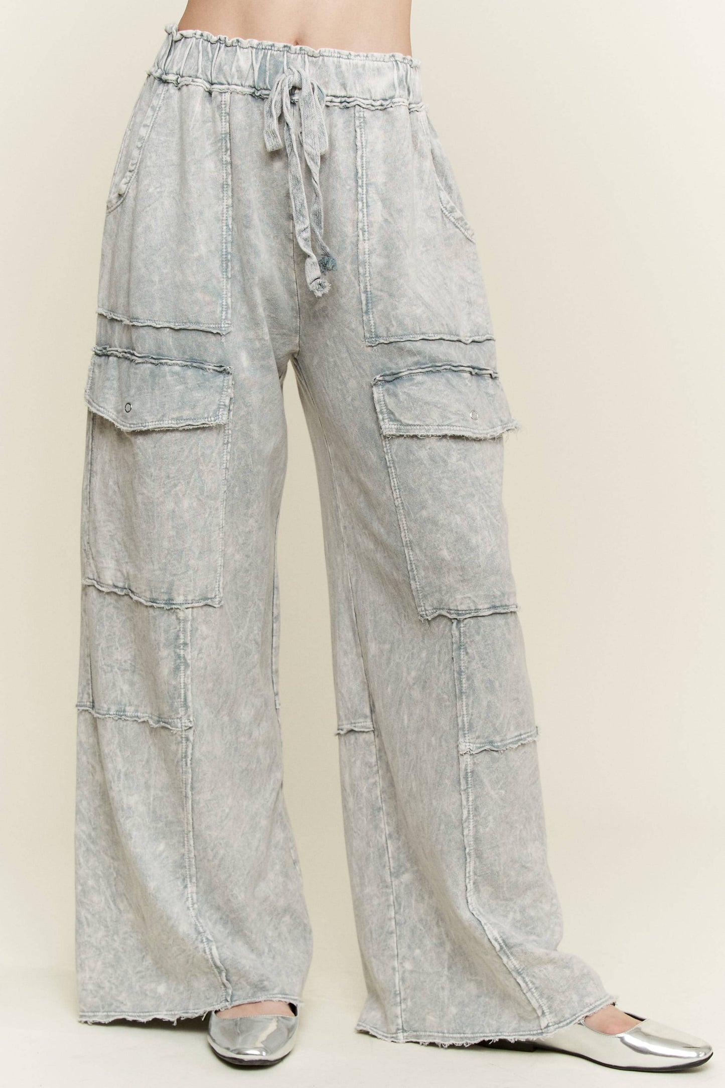 Mineral Wash Multi pockets Wide Leg Terry Pants