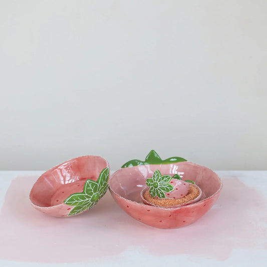 Strawberry Stoneware Nesting Bowls