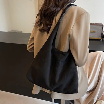 Weekend Wander Handbag