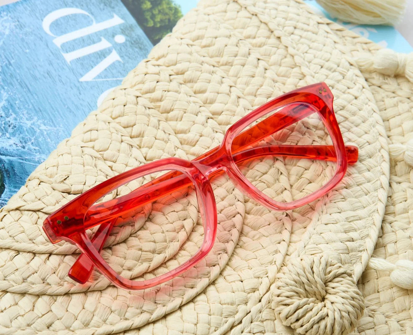 Tiki Reading Glasses (Red +1.25)