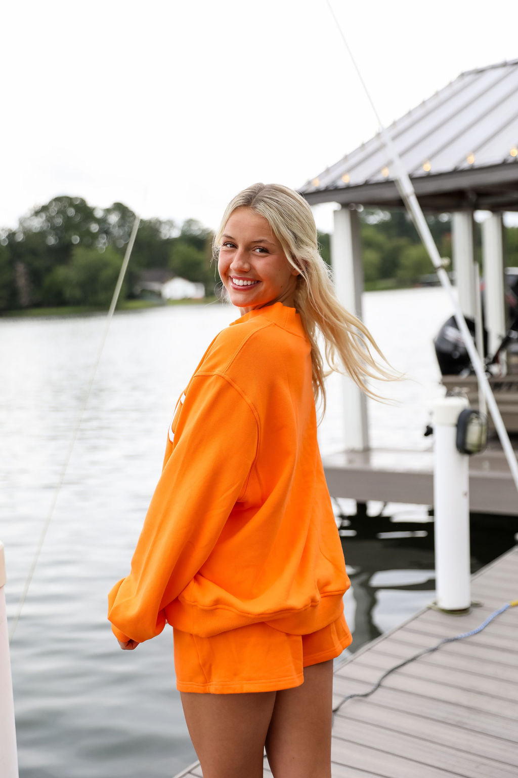 COCO Mockneck Sweatshirt - Tangerine